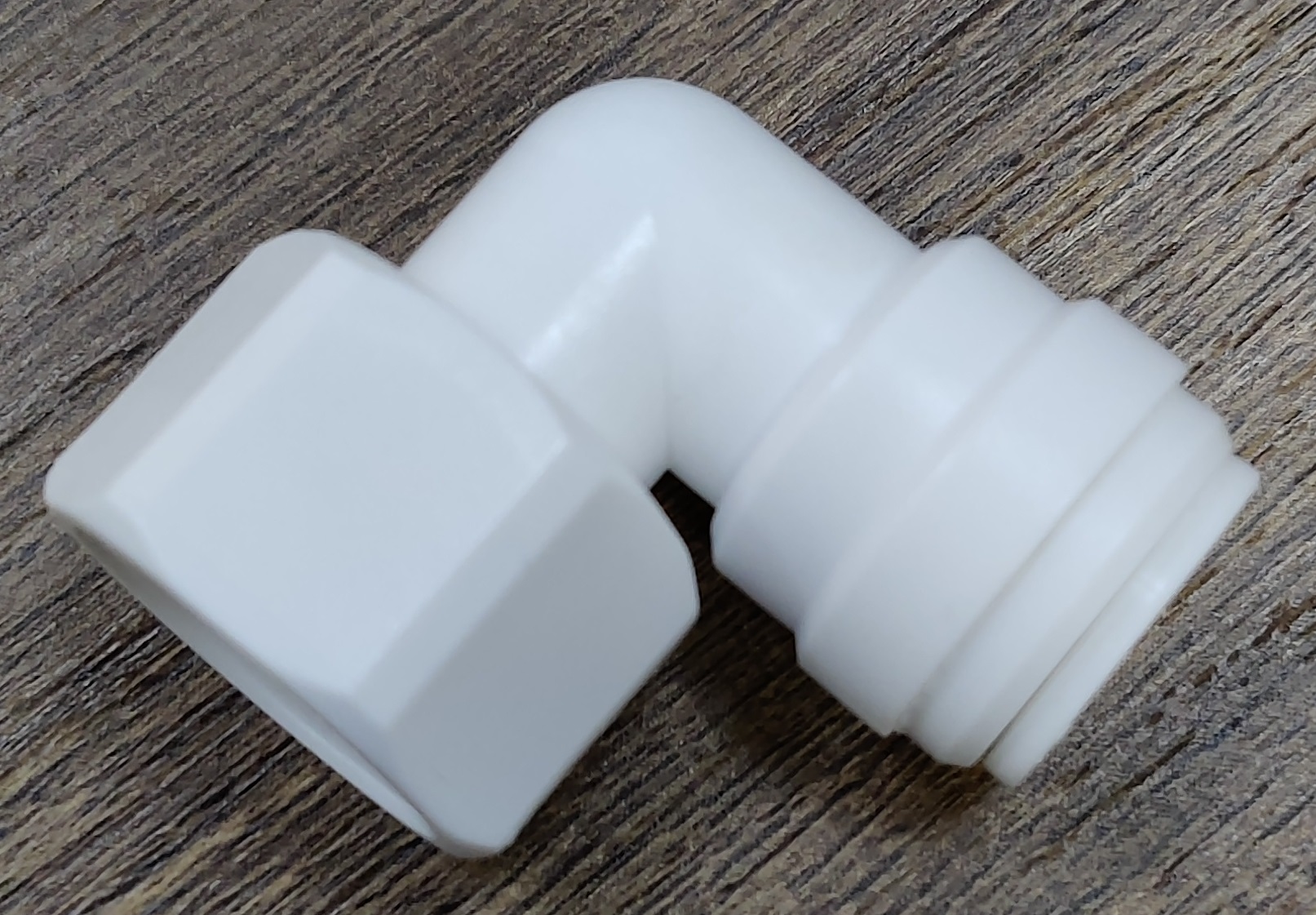 картинка Фитинг угловой QT-14S 1/2"трубка(f) x 1/2"резьба(f) комплект 5 шт.