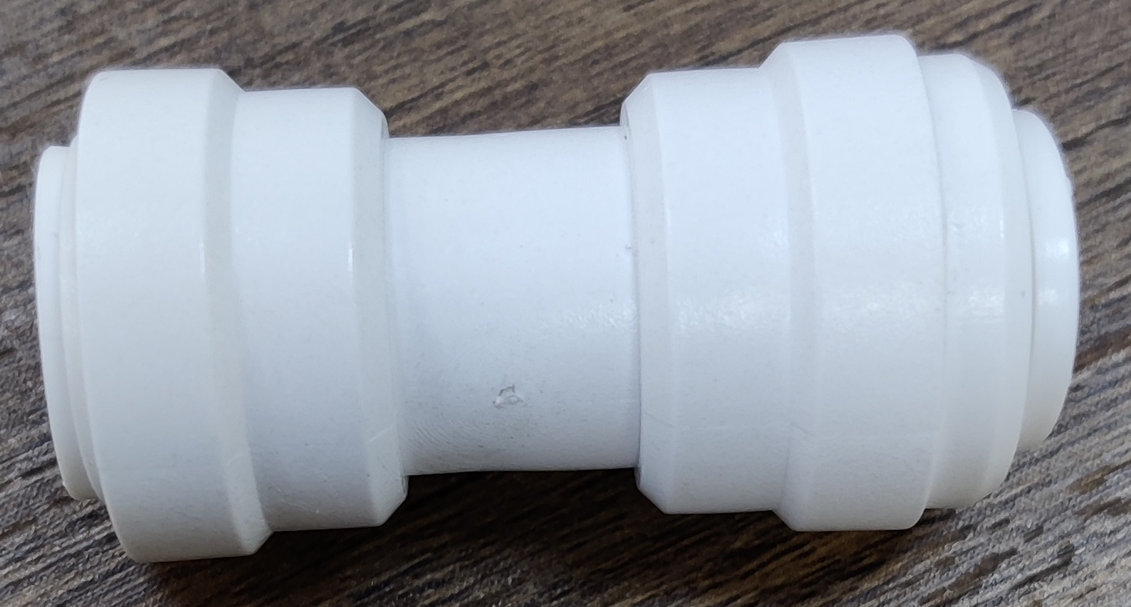 картинка Фитинг прямой QT-18L 3/8"трубка(f) x 1/2"трубка(f) комплект 5 шт.