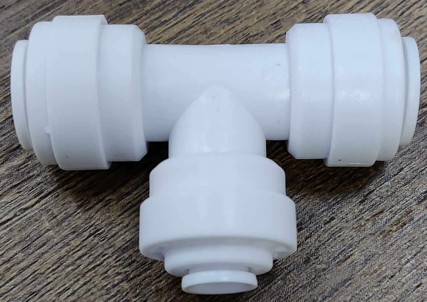 картинка Фитинг тройник QT-03CC 3/8"трубка(f) x 1/4"трубка(f) x 3/8"трубка(f) комплект 25 шт.