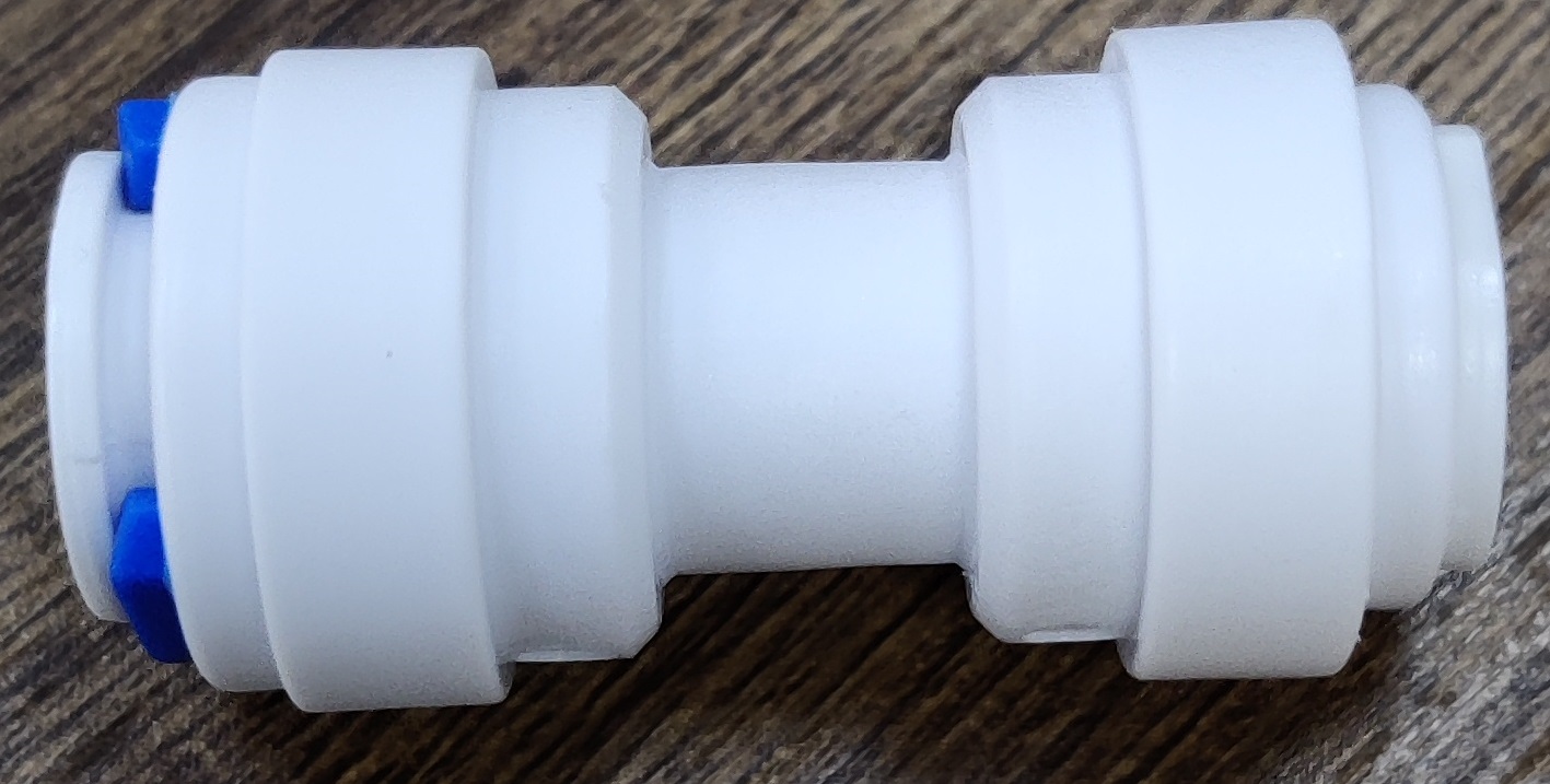 картинка Фитинг прямой QT-18X 3/8"трубка(f) x 5/16"трубка(f) комплект 5 шт.